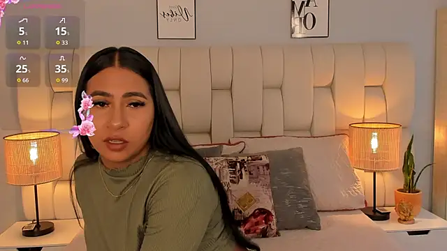 ameliebelle  online show from October 26, 2025, 12:11 pm