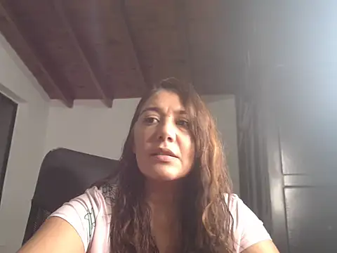 headerkika online show from November 8, 2025, 2:34 am