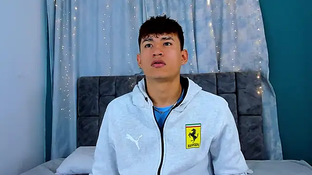 Nicolas Torres  online show from December 14, 2025, 3:56 am