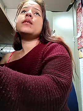 TamySweet69 online show from November 20, 2025, 2:06 pm