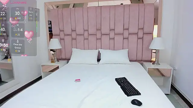 Snapshot of Scarletgod chatting on January 7, 2026, 8:11 pm Scarletgod online show from January 7, 2026, 8:11 pm