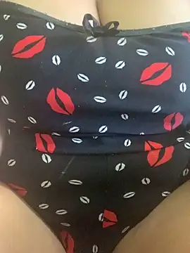 dominadora6 online show from November 12, 2025, 9:32 am