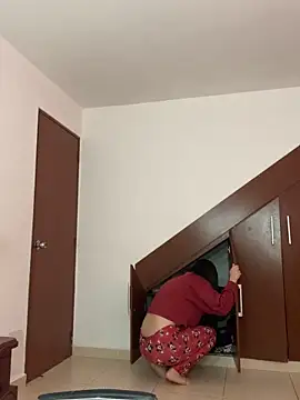 Selena Roa online show from November 2, 2025, 12:40 pm