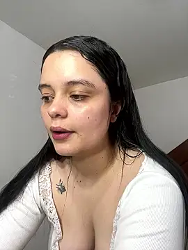 Snapshot of Selena_Roa chatting on January 11, 2026, 3:06 pm Selena Roa online show from January 11, 2026, 3:06 pm