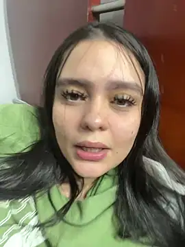 Snapshot of Selena_Roa chatting on April 13, 2026, 11:21 pm Selena Roa online show from April 13, 2026, 11:21 pm