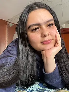 Snapshot of Selena_Roa chatting on April 29, 2026, 7:09 pm Selena Roa online show from April 29, 2026, 7:09 pm