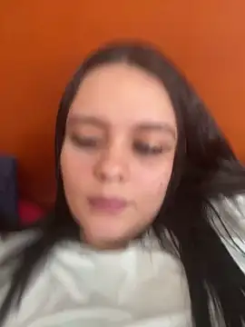 Snapshot of Selena_Roa chatting on May 24, 2026, 6:46 pm Selena Roa online show from May 24, 2026, 6:46 pm