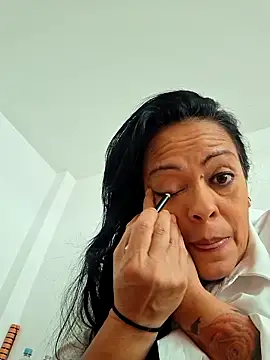 Snapshot of viviana-sexi chatting on February 9, 2026, 8:57 pm viviana-sexi online show from February 9, 2026, 8:57 pm