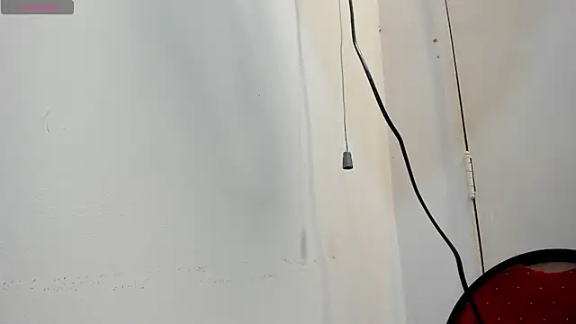 mirandaduboiss online show from May 25, 2026, 4:57 pm