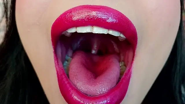 mia roux1 online show from November 23, 2025, 5:40 am