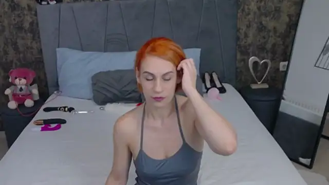 AmberMinxy online show from November 22, 2025, 6:23 am