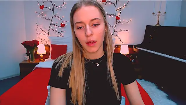 sassy cutie online show from December 3, 2025, 1:31 pm