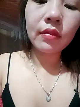 -Lanaa- online show from December 3, 2025, 7:56 pm