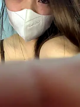 helo-kitty online show from December 5, 2025, 2:58 pm