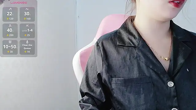 Snapshot of helo-kitty chatting on December 21, 2025, 1:40 pm helo-kitty online show from December 21, 2025, 1:40 pm