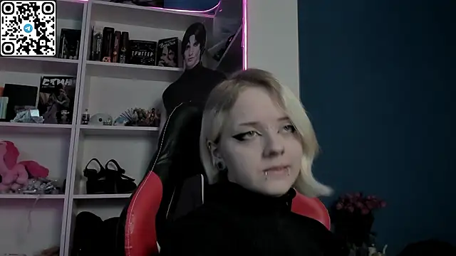 Snapshot of Holy_Mistress_S chatting on February 14, 2026, 11:29 am Holy Mistress S online show from February 14, 2026, 11:29 am