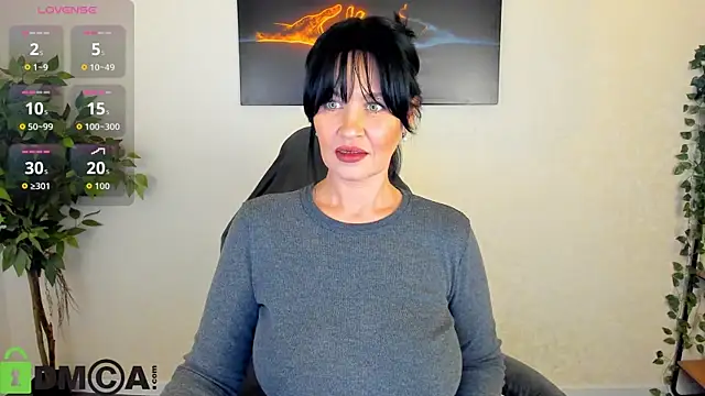 Snapshot of Sara_Devills chatting on April 24, 2026, 8:50 am Sara Devills online show from April 24, 2026, 8:50 am