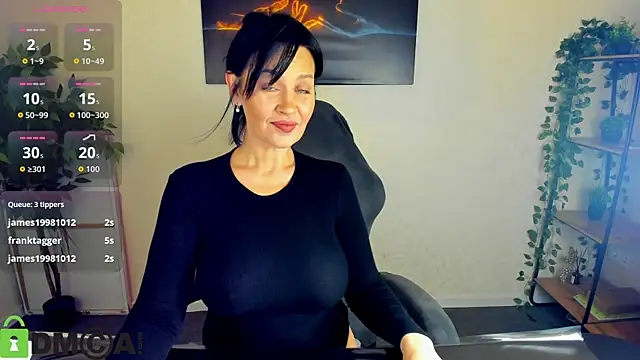Snapshot of Sara_Devills chatting on April 26, 2026, 9:29 am Sara Devills online show from April 26, 2026, 9:29 am