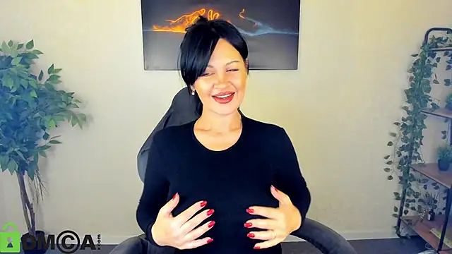 Snapshot of Sara_Devills chatting on May 6, 2026, 12:52 am Sara Devills online show from May 6, 2026, 12:52 am