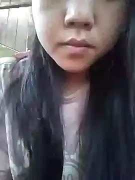 Snapshot of Quynhsumon chatting on October 28, 2025, 2:15 am Quynhsumon online show from October 28, 2025, 2:15 am