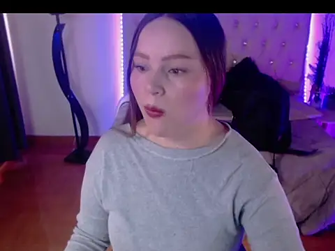  crystal12 online show from November 5, 2025, 1:44 pm