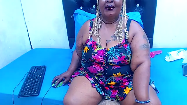 Snapshot of MatureMilfxxx chatting on January 17, 2026, 8:23 pm MatureMilfxxx online show from January 17, 2026, 8:23 pm