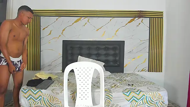 jaydenjhonson online show from November 26, 2025, 12:39 pm