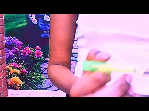 IndianPretty1 online show from November 12, 2025, 5:08 am