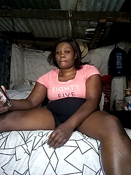 blackbeautyxx92 online show from October 26, 2025, 12:33 pm