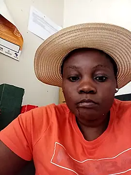 blackbeautyxx92 online show from November 19, 2025, 10:37 am