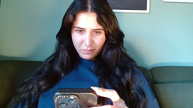 Snapshot of urgodscarlett chatting on October 22, 2025, 3:12 pm urgodscarlett online show from October 22, 2025, 3:12 pm