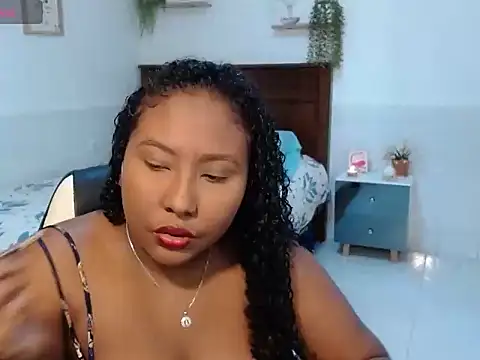 KaroldelaTorree online show from October 25, 2025, 3:07 pm