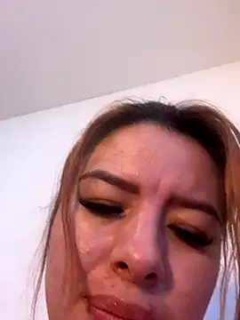 Snapshot of viki_11 chatting on November 12, 2025, 11:10 am viki 11 online show from November 12, 2025, 11:10 am