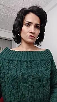 chloehanna online show from October 27, 2025, 6:34 pm