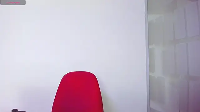 chloehanna online show from February 1, 2026, 1:53 pm