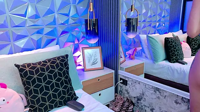 AdelineJhones online show from March 21, 2026, 2:31 pm