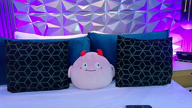 AdelineJhones online show from June 19, 2026, 2:43 pm