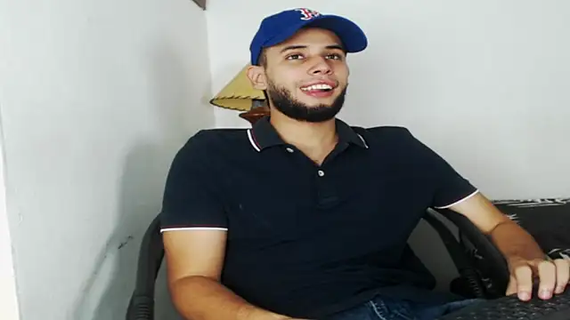 Snapshot of Maxcole_07 chatting on November 2, 2025, 8:44 pm Maxcole 07 online show from November 2, 2025, 8:44 pm