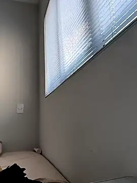 Snapshot of Meiii27 chatting on February 18, 2026, 4:25 pm Meiii27 online show from February 18, 2026, 4:25 pm