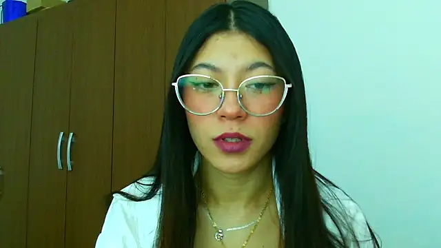 Snapshot of LissyM chatting on November 5, 2025, 3:45 pm LissyM online show from November 5, 2025, 3:45 pm