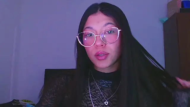 Snapshot of LissyM chatting on November 13, 2025, 6:40 pm LissyM online show from November 13, 2025, 6:40 pm