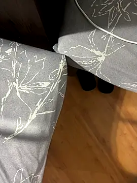 Snapshot of Cannavaro5 chatting on October 21, 2025, 10:43 pm Cannavaro5 online show from October 21, 2025, 10:43 pm