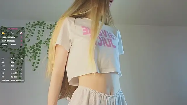 KissyCloud online show from November 17, 2025, 8:20 am