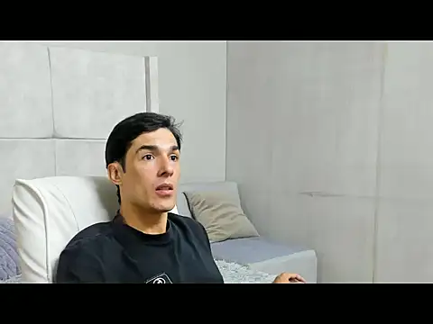 Snapshot of jupiter_333 chatting on November 5, 2025, 6:30 pm jupiter 333 online show from November 5, 2025, 6:30 pm