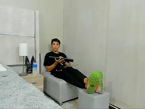 Snapshot of jupiter_333 chatting on December 3, 2025, 5:00 pm jupiter 333 online show from December 3, 2025, 5:00 pm