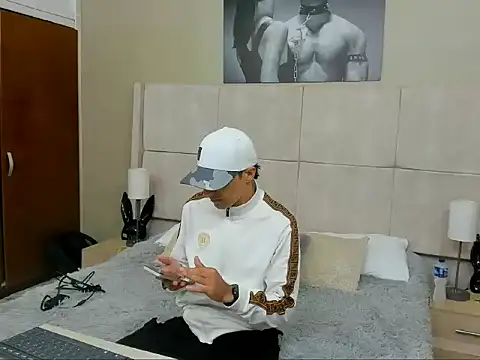 Snapshot of jupiter_333 chatting on December 5, 2025, 5:42 pm jupiter 333 online show from December 5, 2025, 5:42 pm