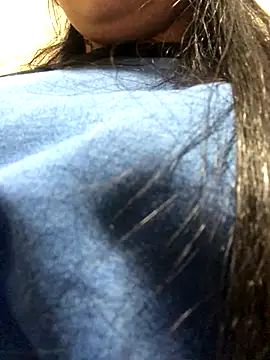 Snapshot of MAVI_EC chatting on November 19, 2025, 11:27 pm MAVI EC online show from November 19, 2025, 11:27 pm