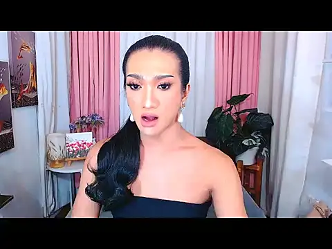 DianaFierce online show from November 24, 2025, 6:18 pm