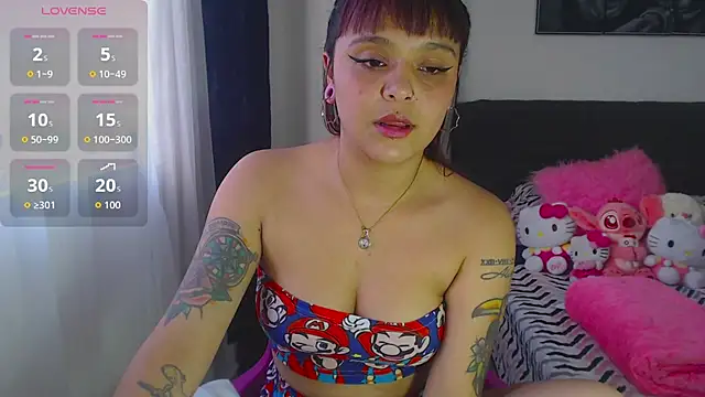 Snapshot of Flame_Violeta chatting on December 13, 2025, 10:26 pm Flame Violeta online show from December 13, 2025, 10:26 pm