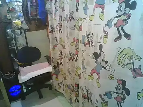 Snapshot of honeykoh chatting on December 18, 2025, 5:57 am honeykoh online show from December 18, 2025, 5:57 am